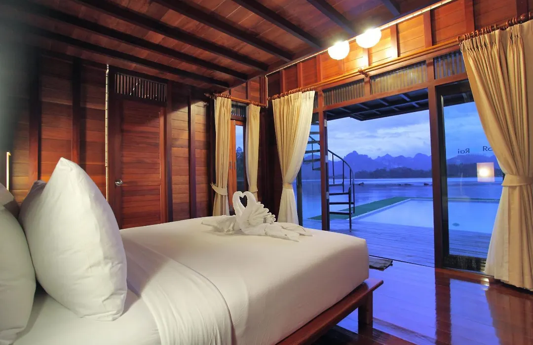 500 Rai Floating Resort-1