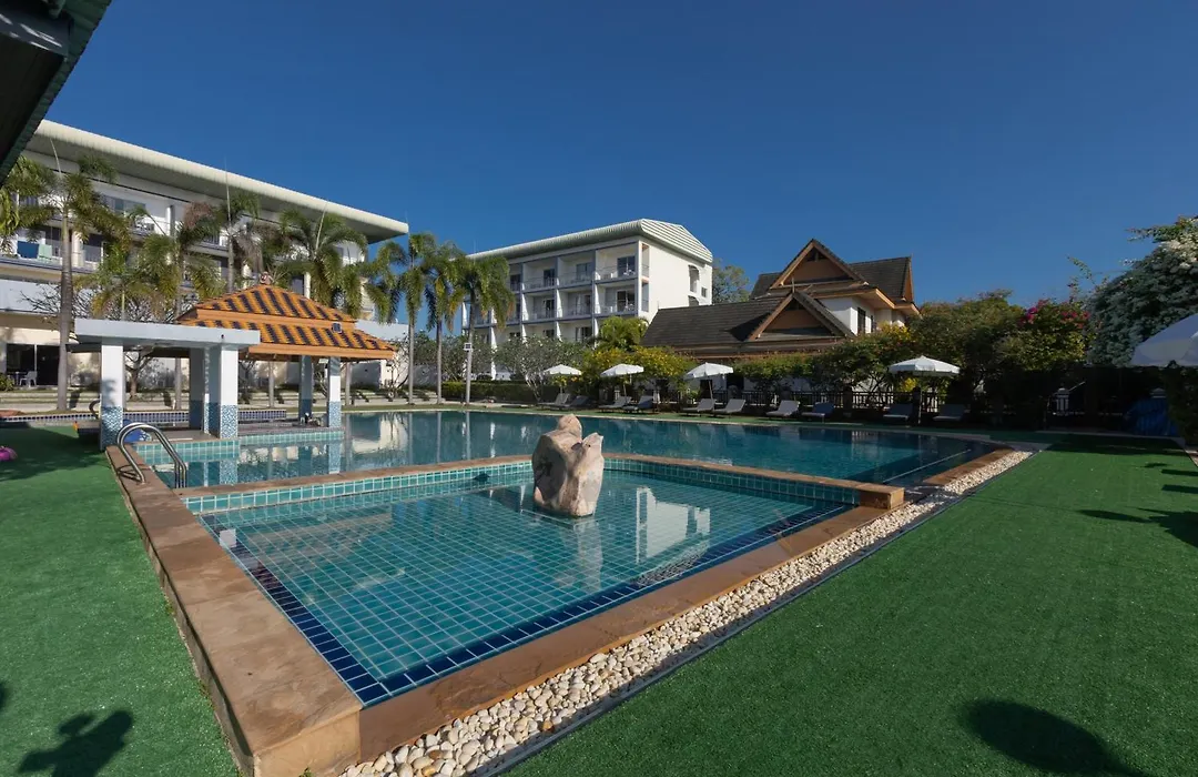 Blue Beach Grand Resort And Spa-1