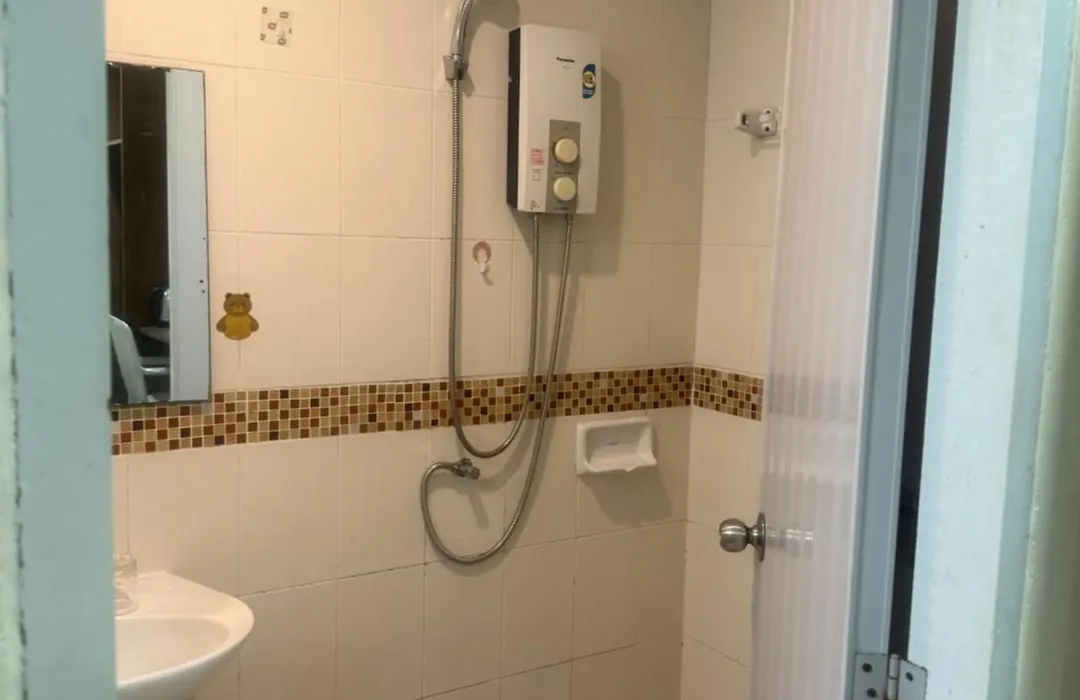 Royal Waves Hotel-1