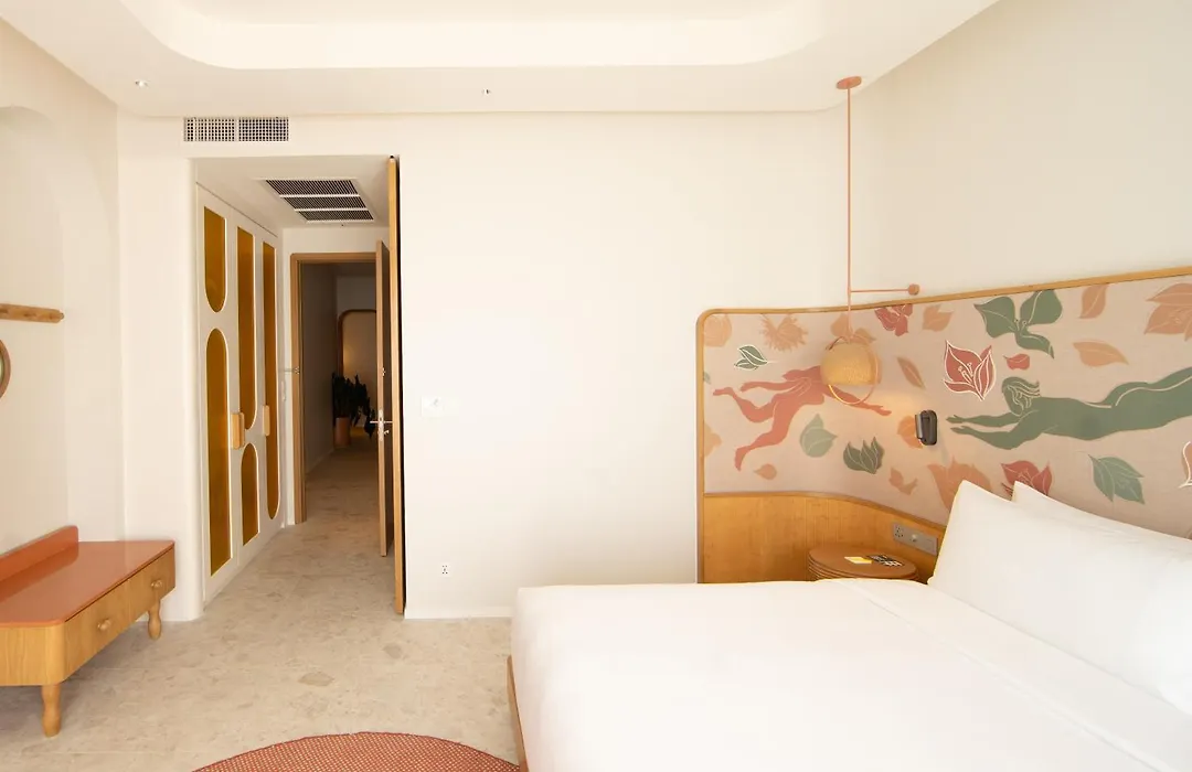 The Standard, Pattaya Na Jomtien-1