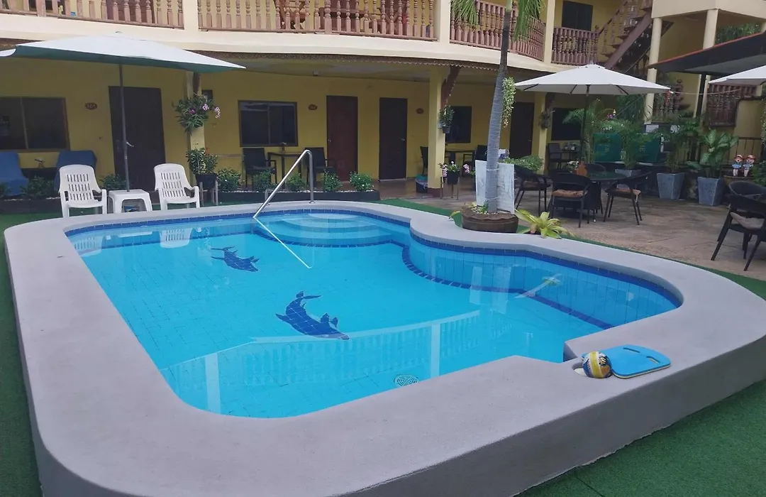 Phratamnak Inn Hotel & Guesthouse - 100 Mtr From The Beach-1
