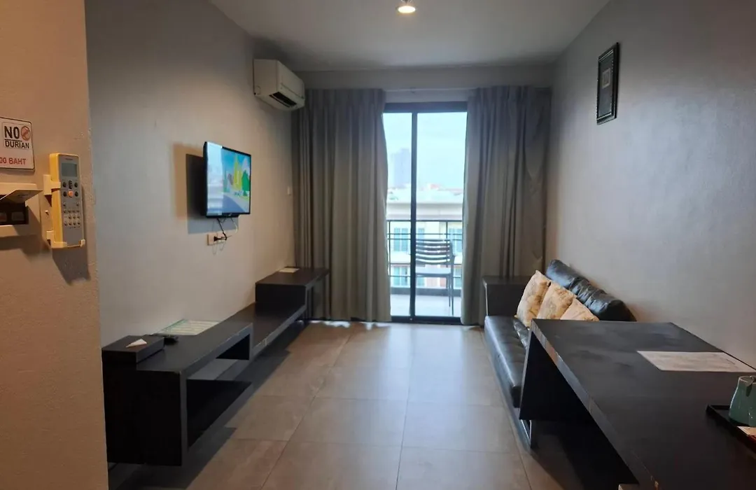 Vogue Pattaya Hotel-1