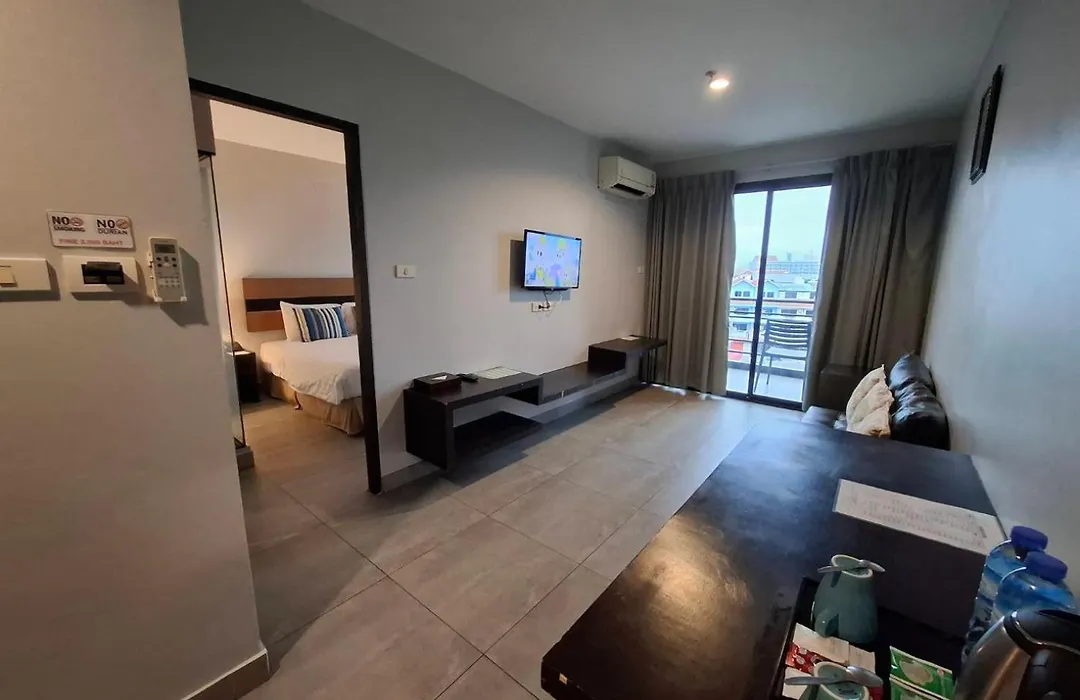 Vogue Pattaya Hotel-1