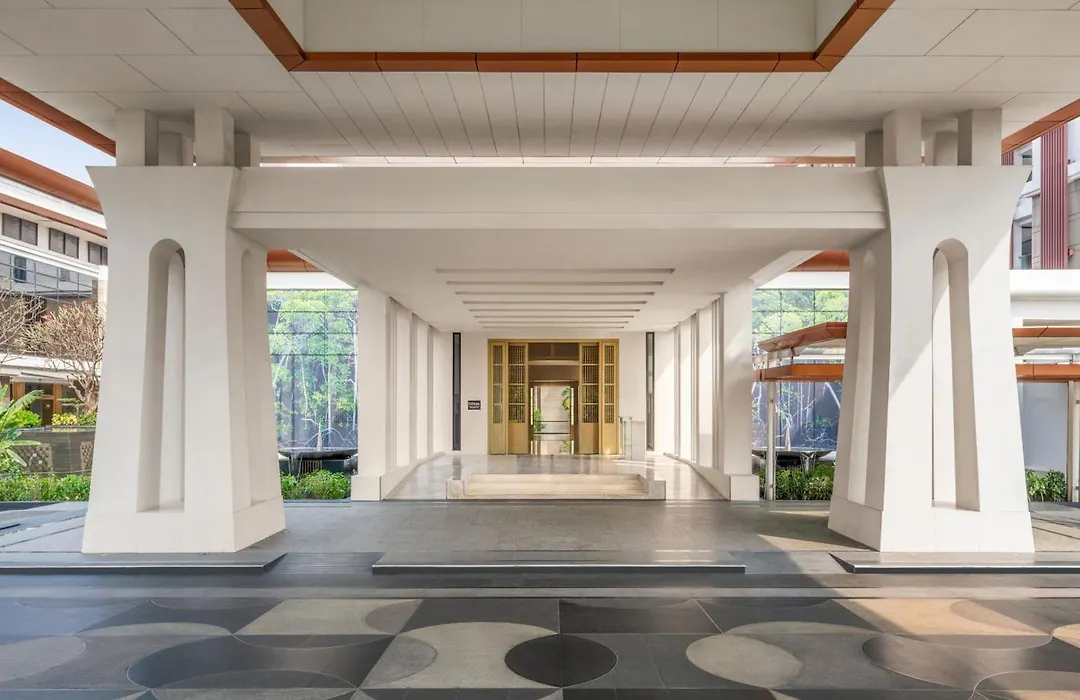 Hilton Bangkok Suvarnabhumi Golf Resort & Spa-1