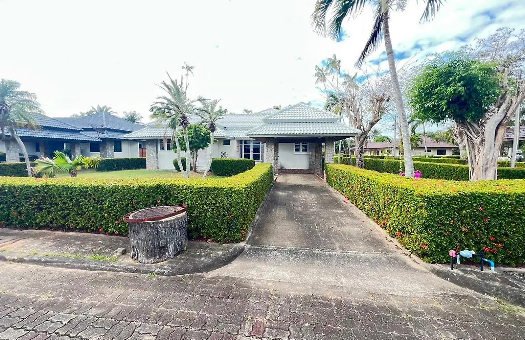 Rockgarden Beach Resort-1
