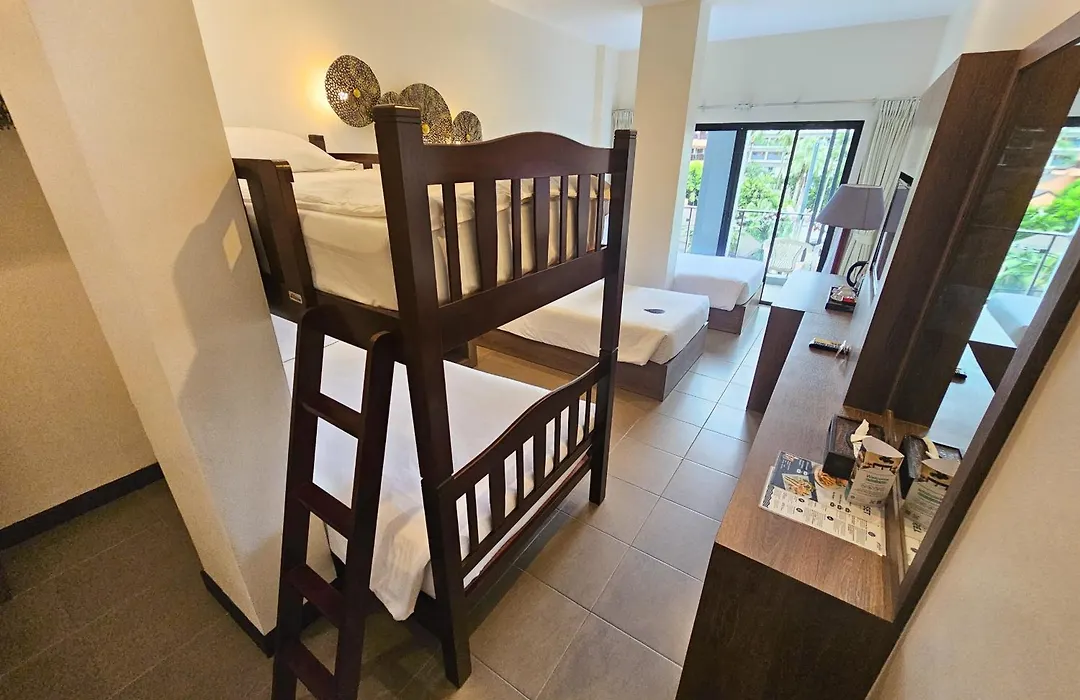 Youdee Hotel Patong-1