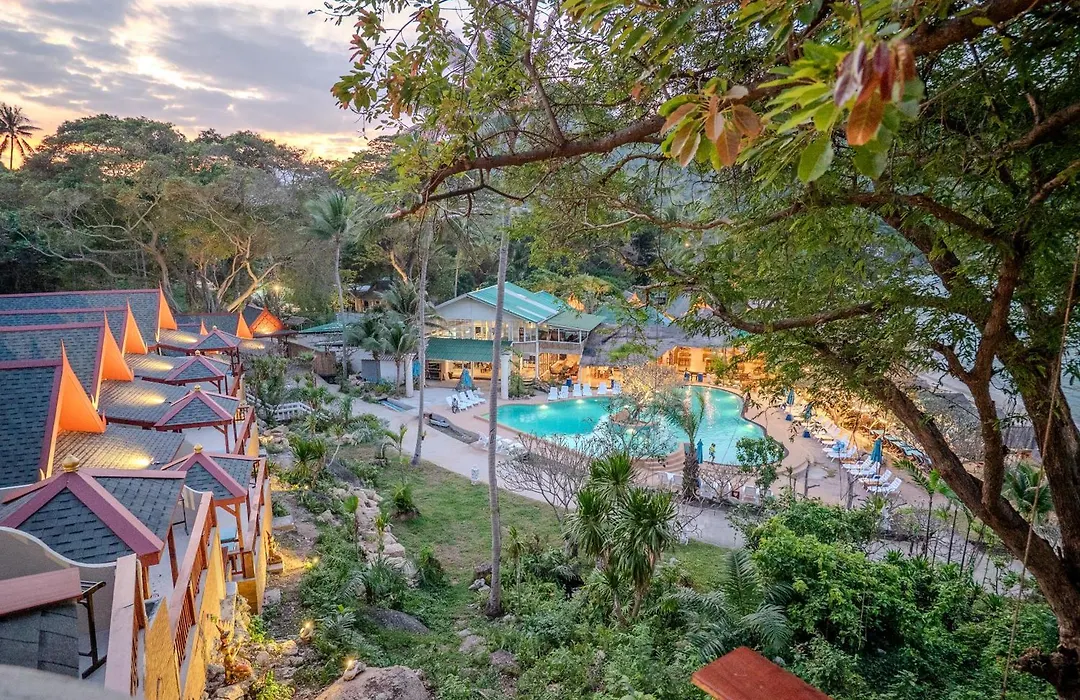 Crystal Bay Yacht Club Beach Resort-1