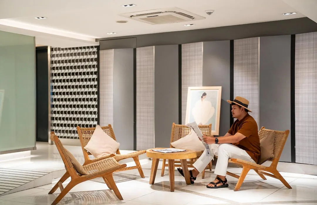 Golden Tulip Mandison Suites-1