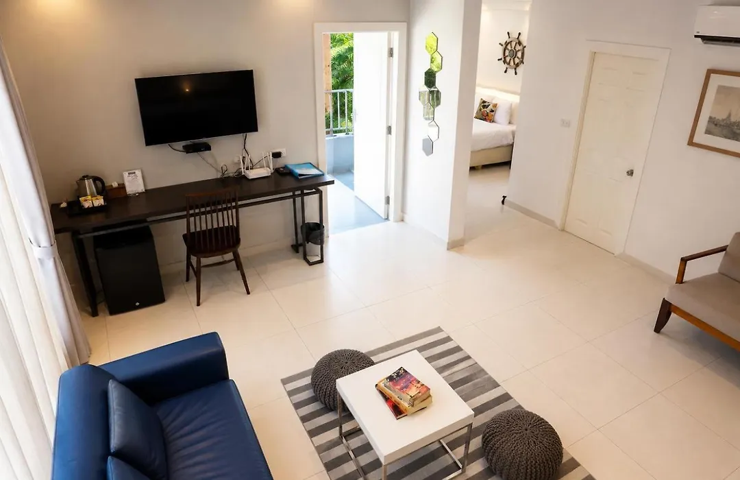 Combo Beach Hotel Samui-1