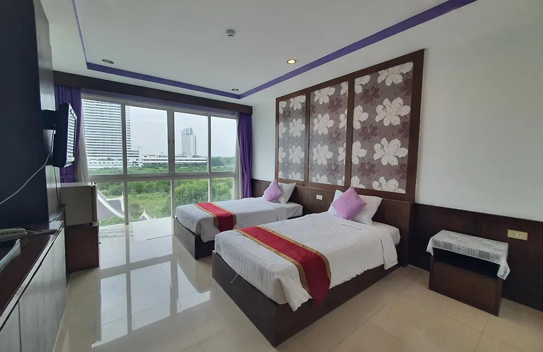 Sunday Sand Beach Pattaya-1