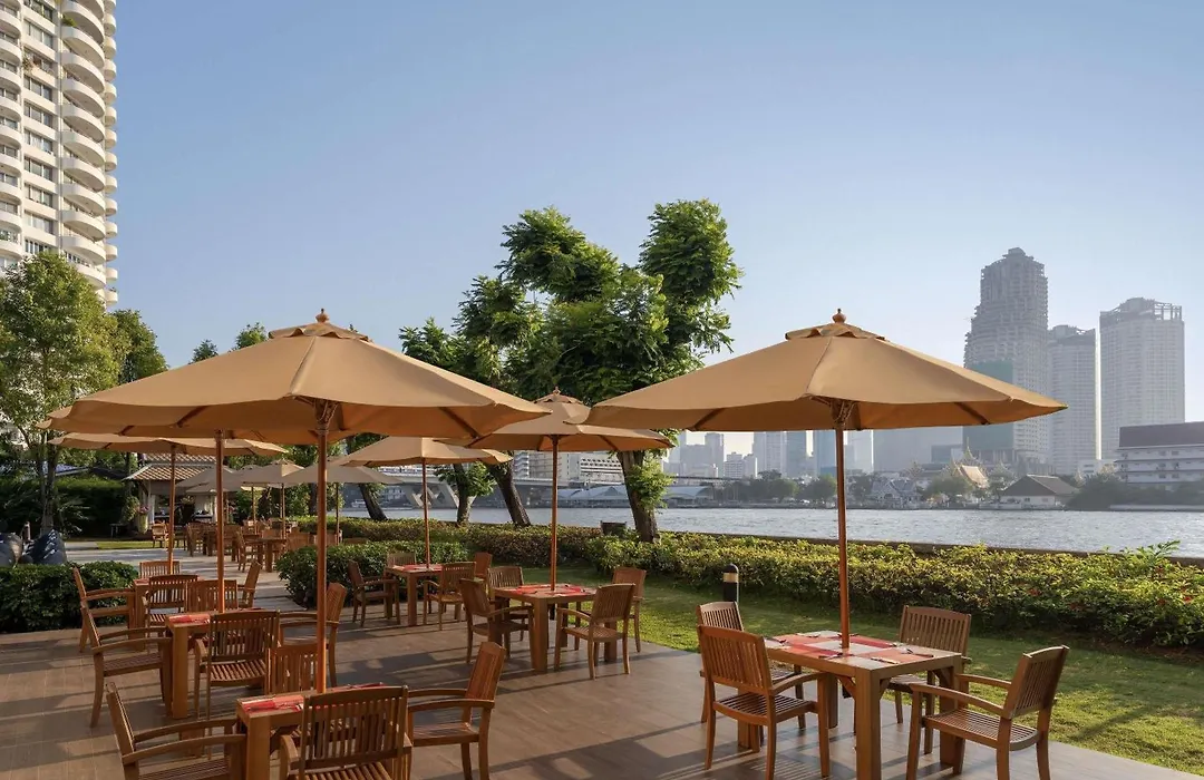 Ibis Bangkok Riverside-1