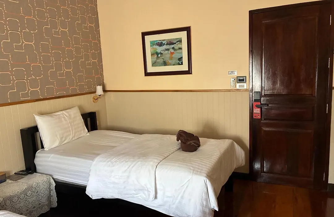 Noom Guesthouse-1