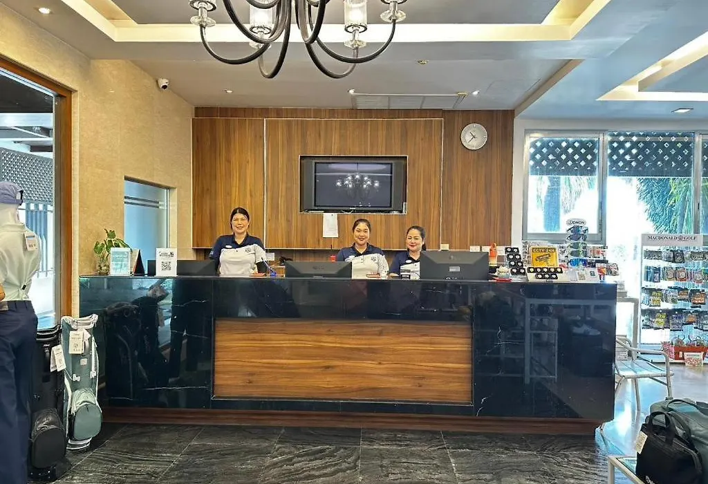 Suwan Golf & Country Club-1