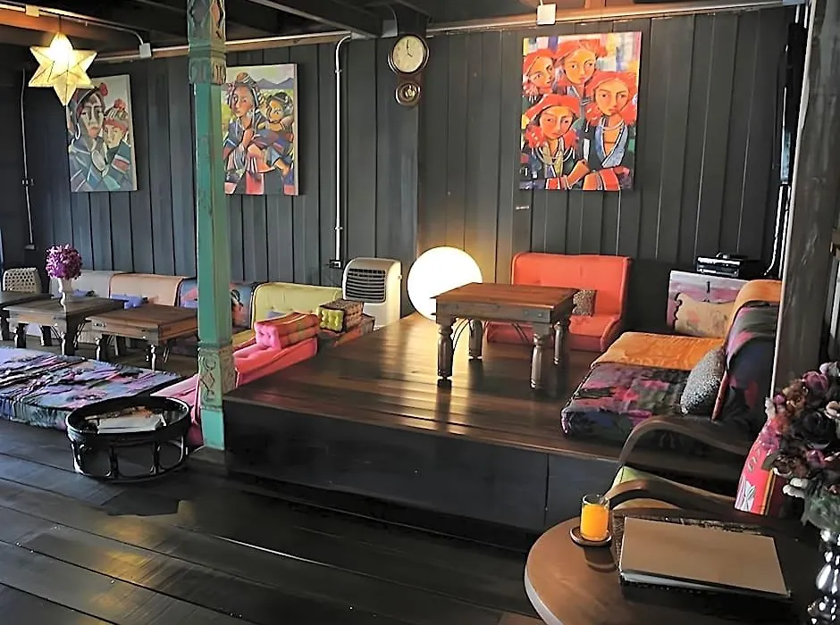 Loy La Long Hotel-1