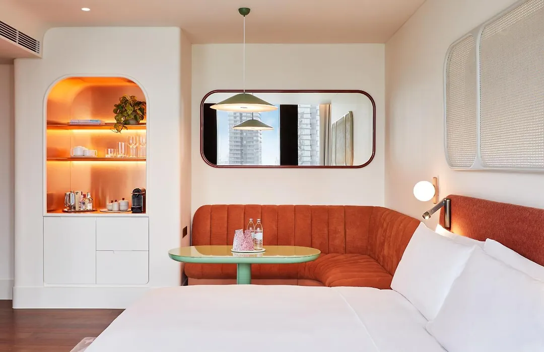 The Standard, Bangkok Mahanakhon-1
