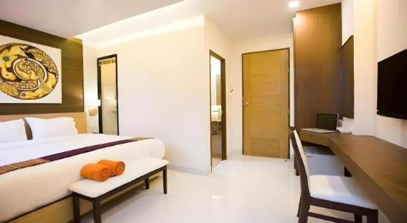 P.72 Hotel-1