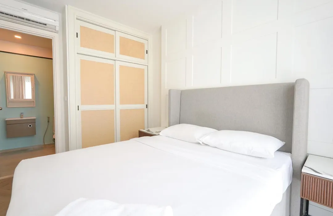 Dlux Condominium Chalong Phuket-1