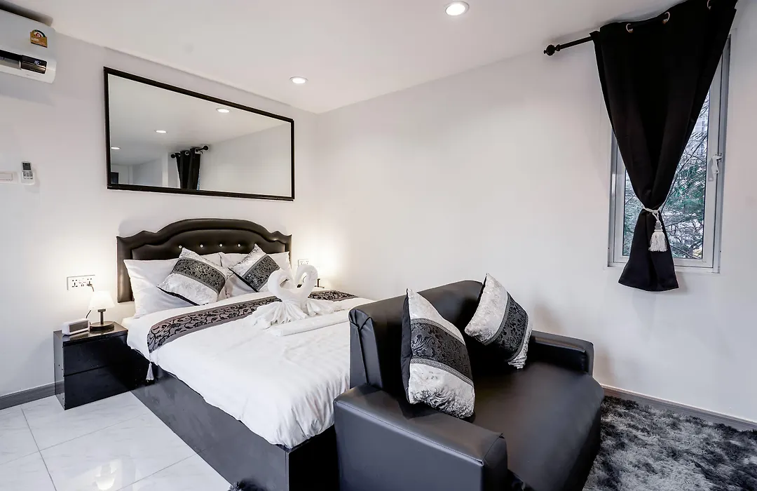 Thonglor Suites Hotel-1