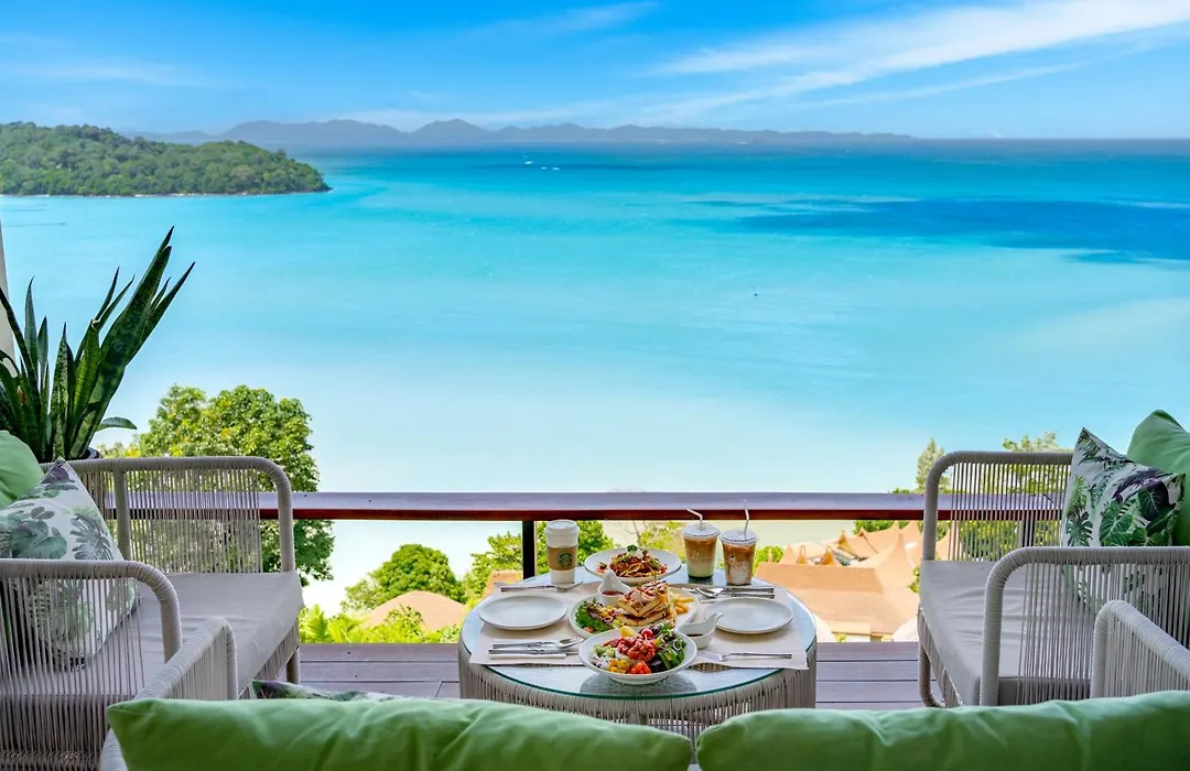 Sinae Phuket Luxury Hotel-1