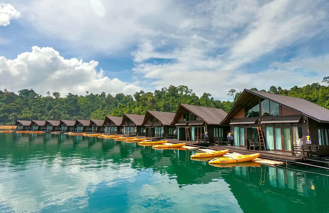 500 Rai Floating Resort-1