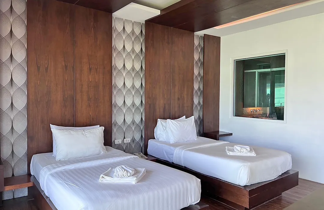 Phi Phi Cliff Beach Resort-1