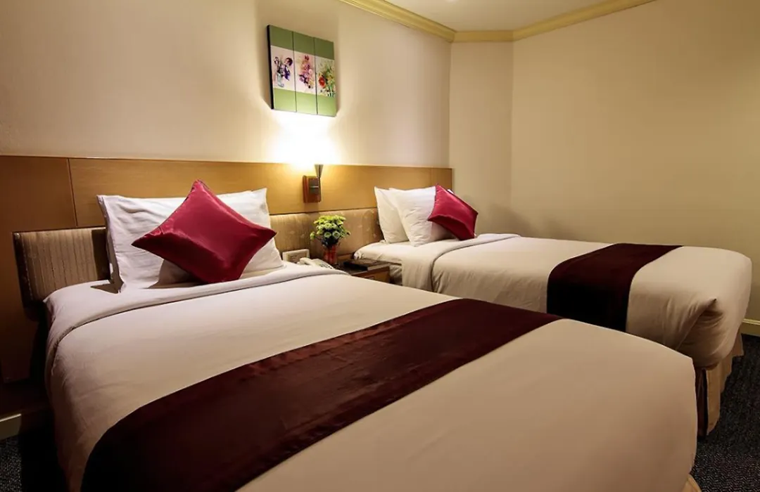 Bossotel Bangkok-1