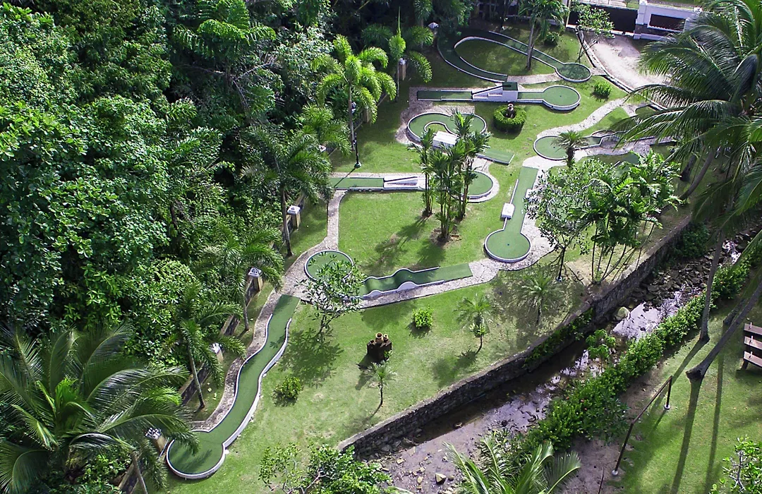 Le Meridien Phuket Beach Resort-1