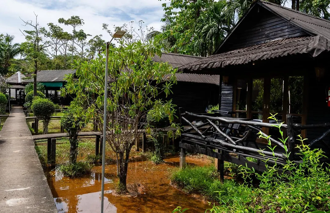 Mook Lanta Eco Resort-1