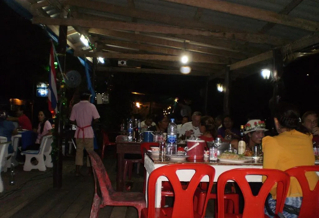 Bang Boet Bay Beach Resort-1