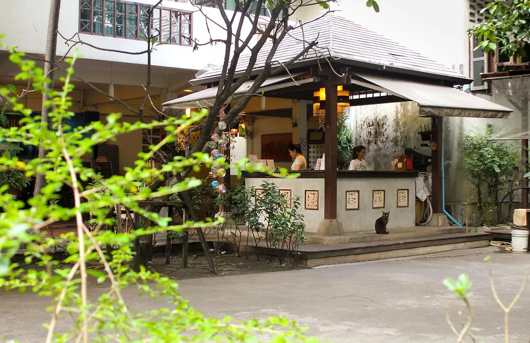 Lamphuhouse Bangkok-1