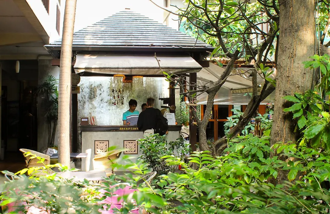 Lamphuhouse Bangkok-1
