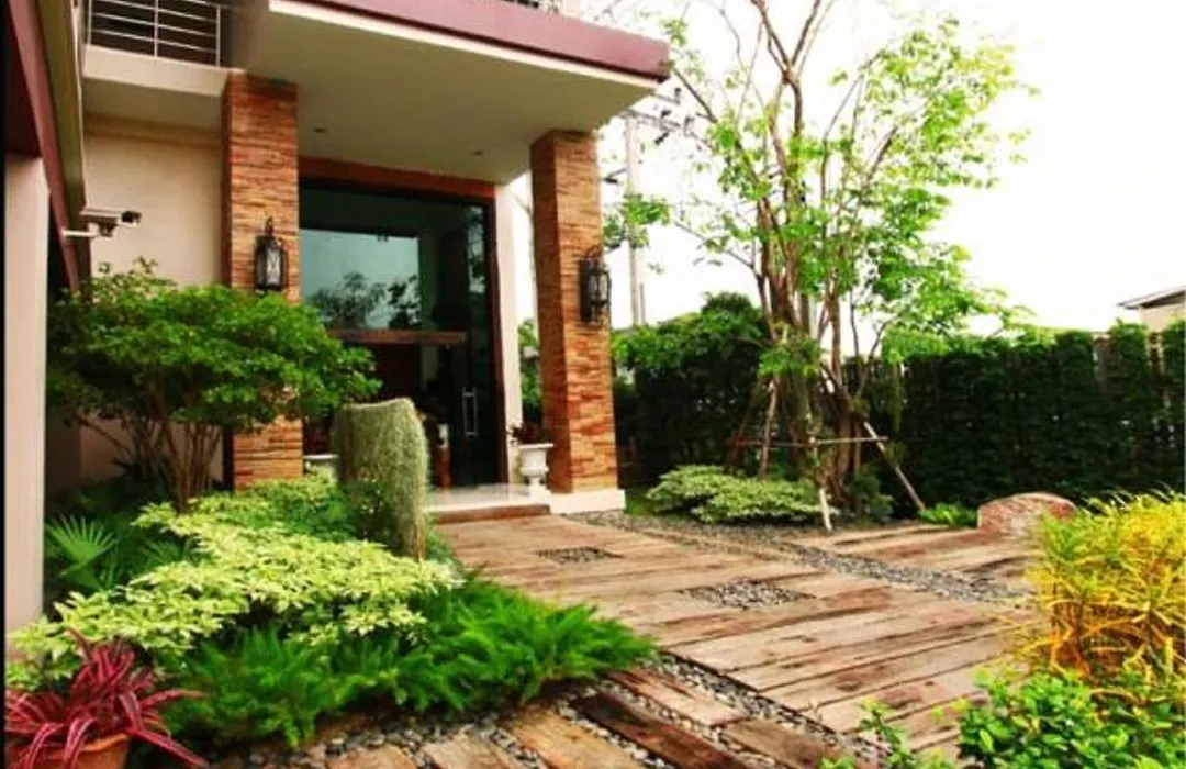 The Loft Resort Bangkok-1