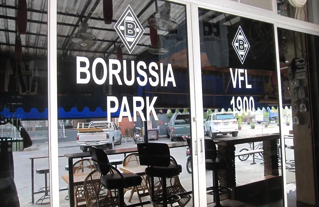 Borussia Park Guesthouse & Restaurant-1