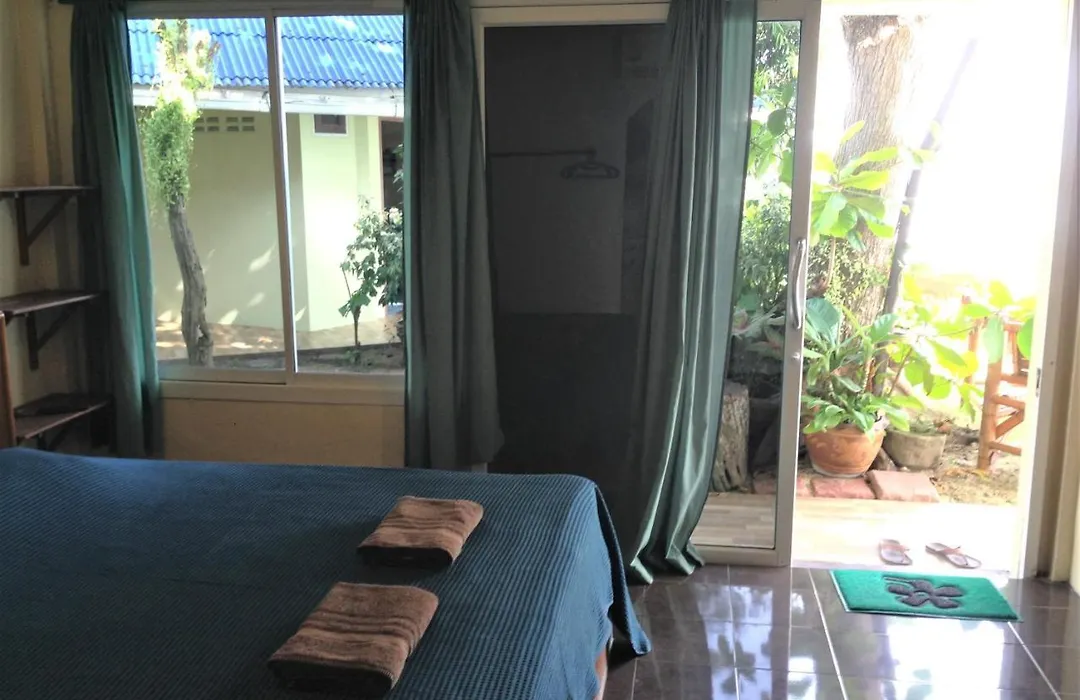 Zen Zi Beach Rooms-1