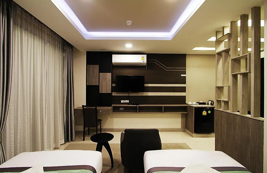 The Contrast I Hotel-1