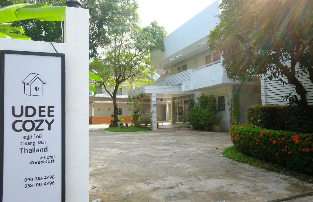 Udee Cozy Bed & Breakfast-1