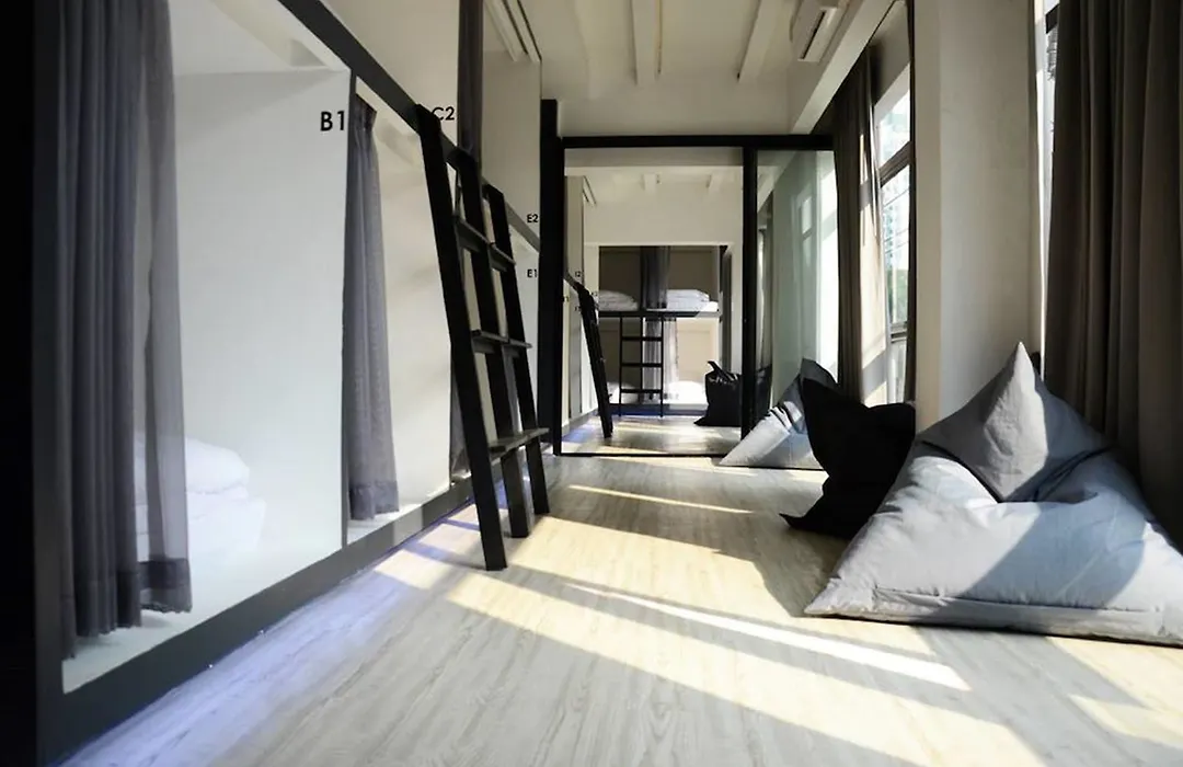 3 Howw Hostel At Sukhumvit 21-1