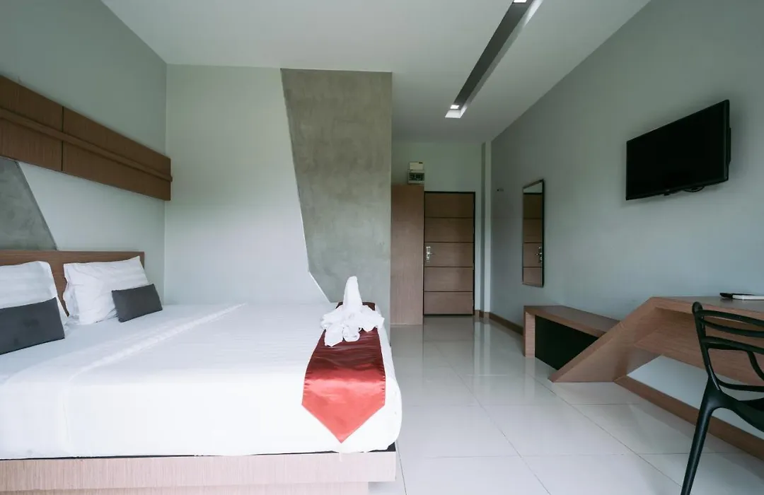 Ray Hotel Buriram-1