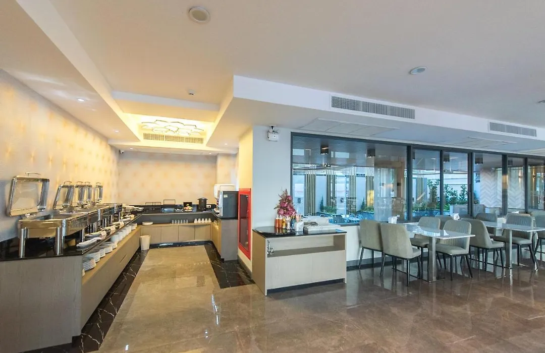 Arista Hotel Ubon-1