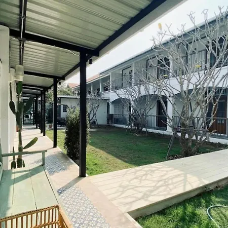 Baan Chiang Bed Lampang-3