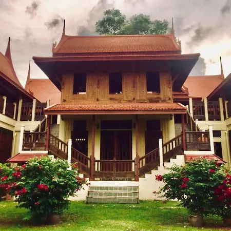 Luang Chumni Village-3