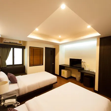 Tara Place Hotel Bangkok-3