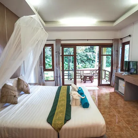 Tonsai Bay Resort-3