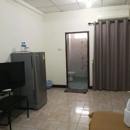 Soi 5 Apartment-2
