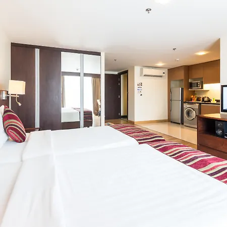 Lohas Residences Sukhumvit 2-2