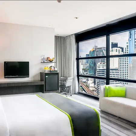 Millennium Hilton Bangkok-3