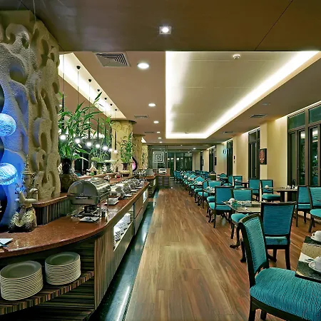 Novotel Phuket Vintage Park Resort-3