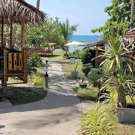 Lazy Days Bungalows-3