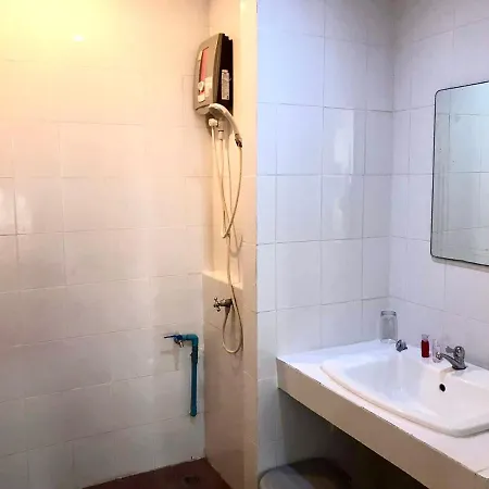 Kata Beach Guesthouse-2