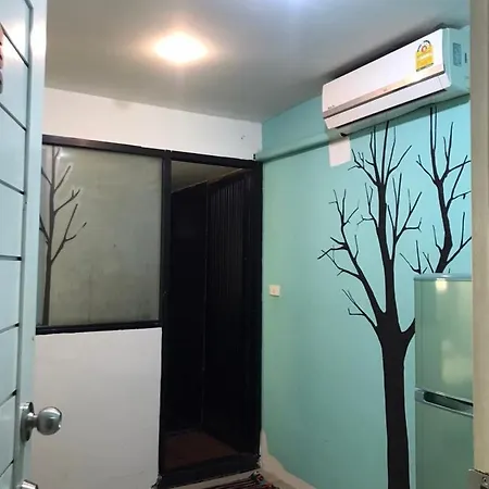 Rod Fai Fah Apartment-2